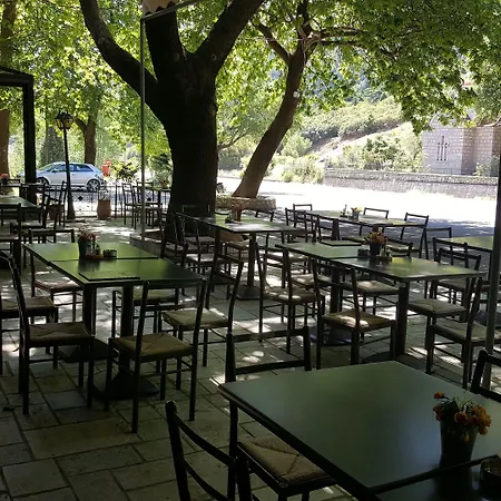 Hani Zemenou Hotel