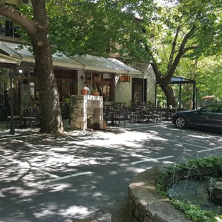 Hotel Hani Zemenou 3*